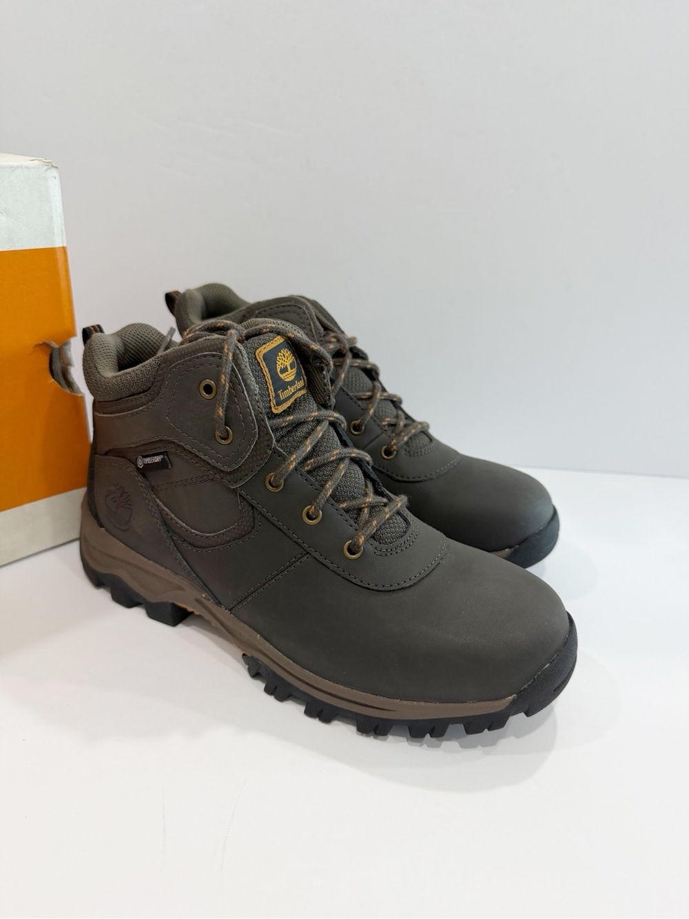 Timberland Kids' Mt. Maddsen Mid Waterproof Hiking Boots